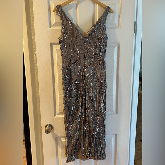 Elegant Sequin Cocktail Dress - Picture 3 of 15